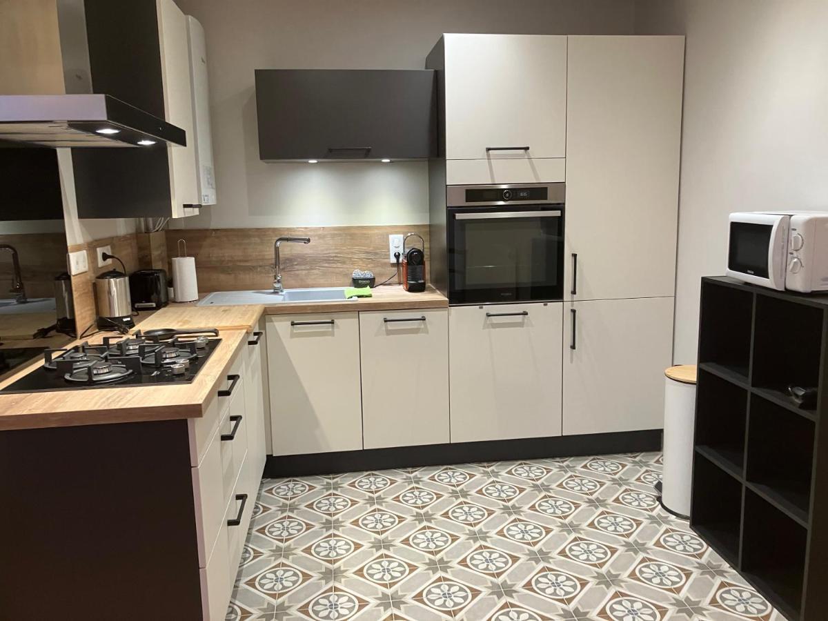 Studio Quartier Chateau - Wifi - Garage Individuel A Cle - Electromenager Complet Pau Ngoại thất bức ảnh