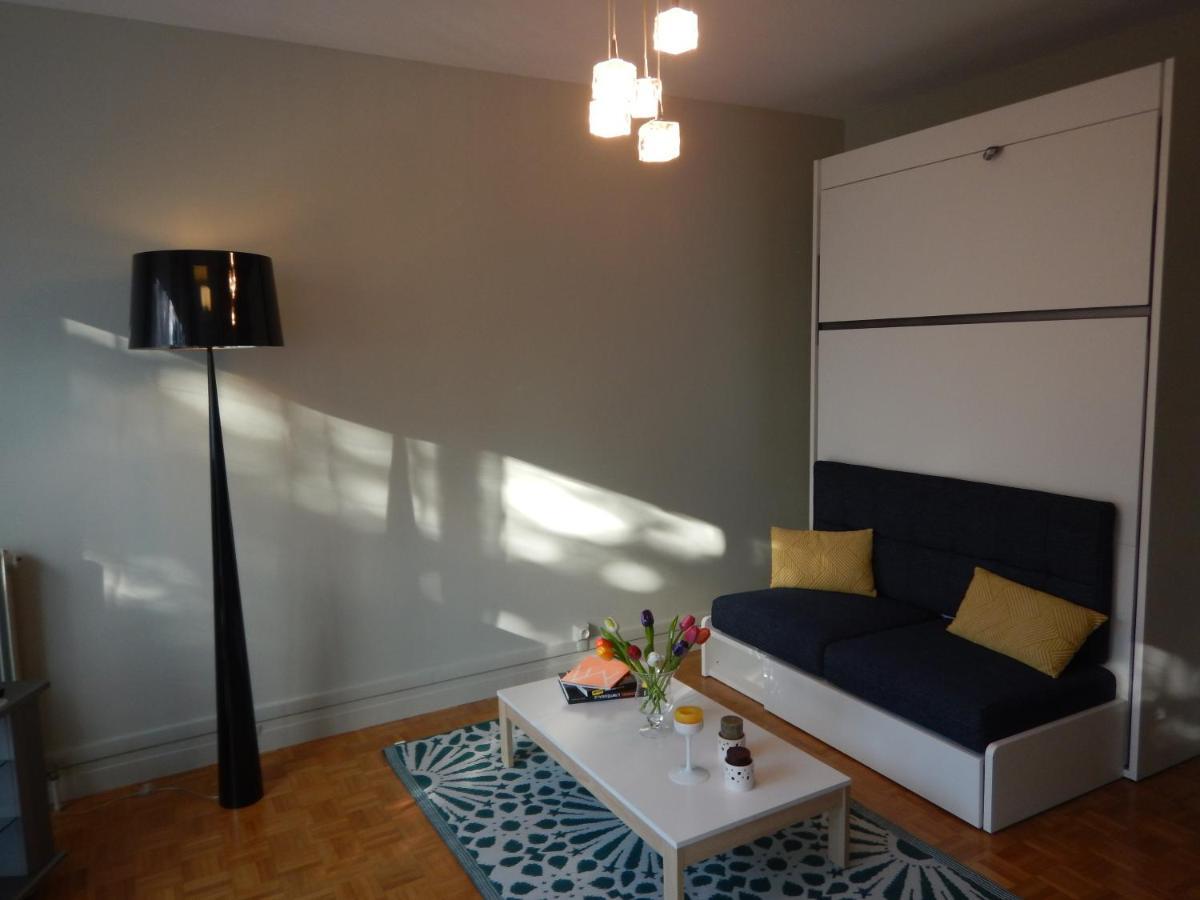 Studio Quartier Chateau - Wifi - Garage Individuel A Cle - Electromenager Complet Pau Ngoại thất bức ảnh